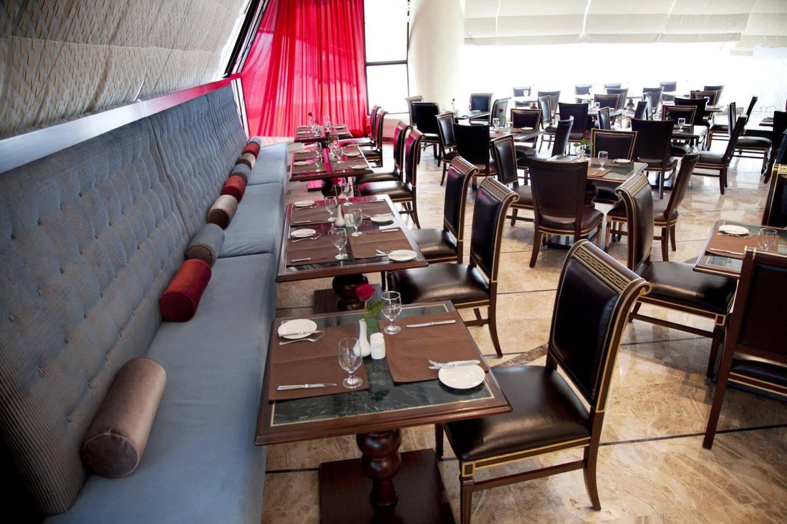 Photo - Grand Excelsior Hotel Al Barsha