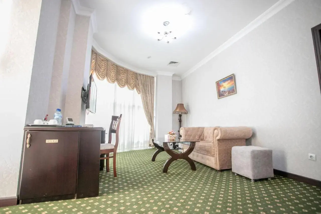 Photo - Gloria Hotel