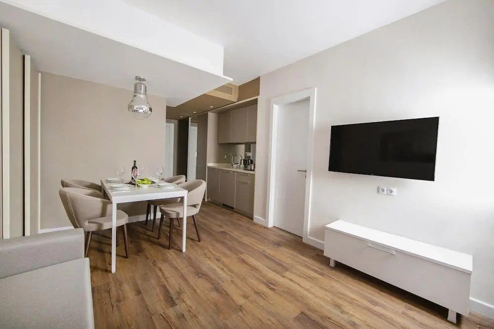 Photo - Alliance Palace Batumi