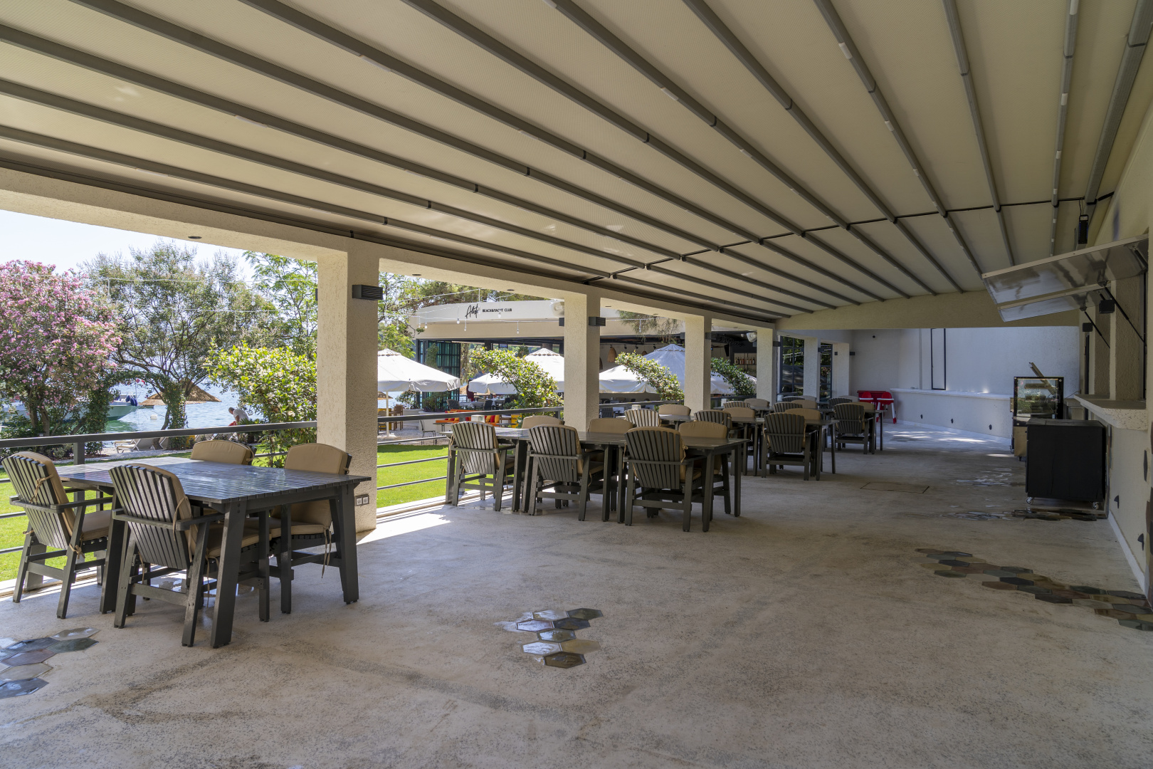 Photo - Alesta Yacht Hotel