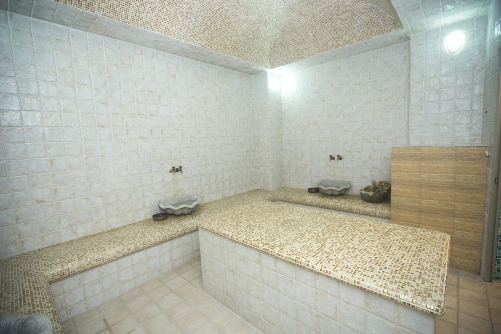 Photo - Parkway Inn Hotel & Spa