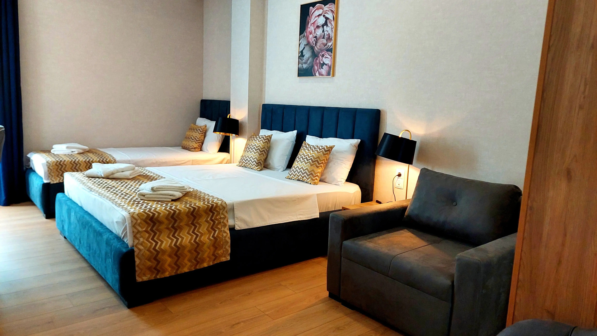 Photo - Falcon Boutique Hotel