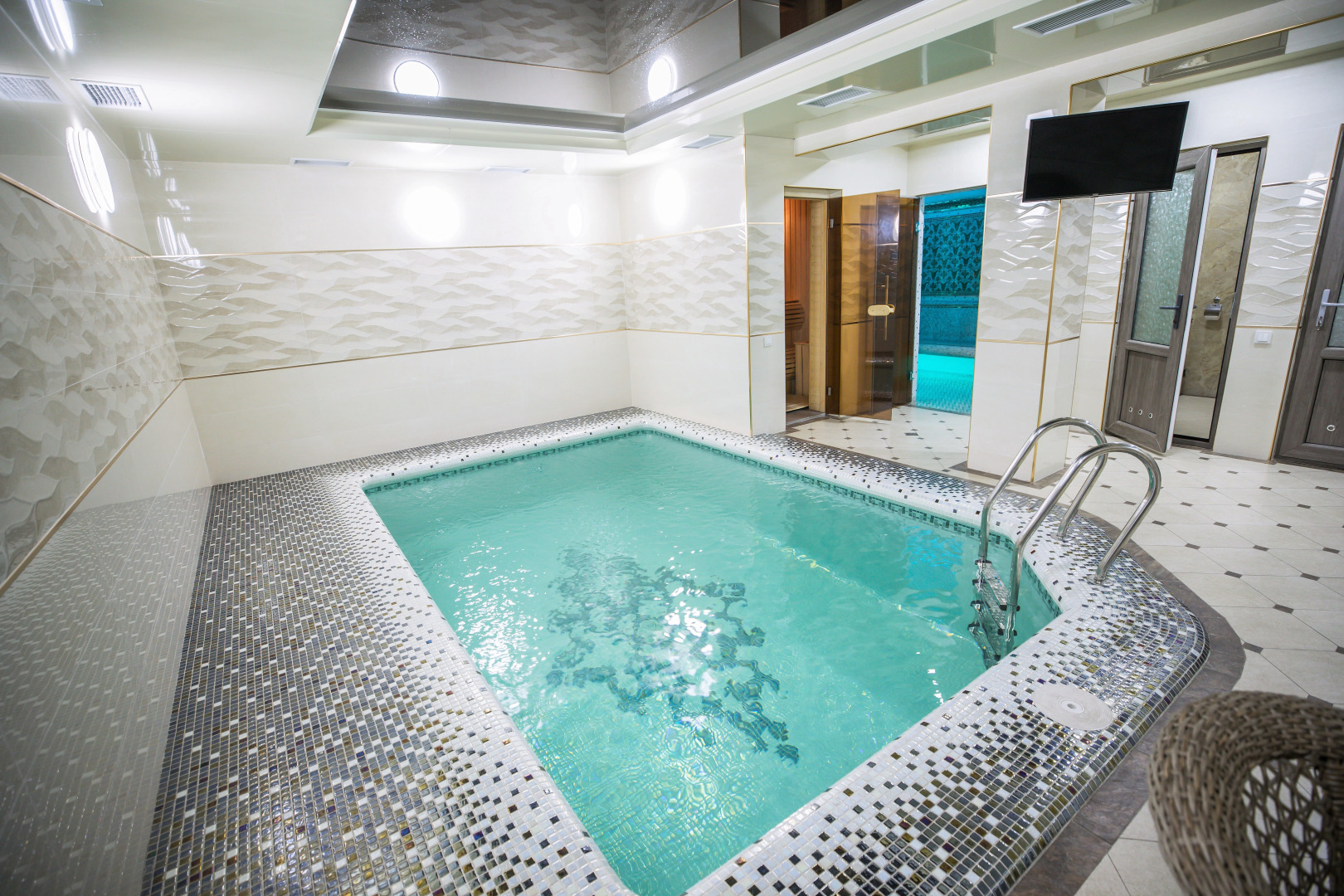 Photo - Leader Hotel