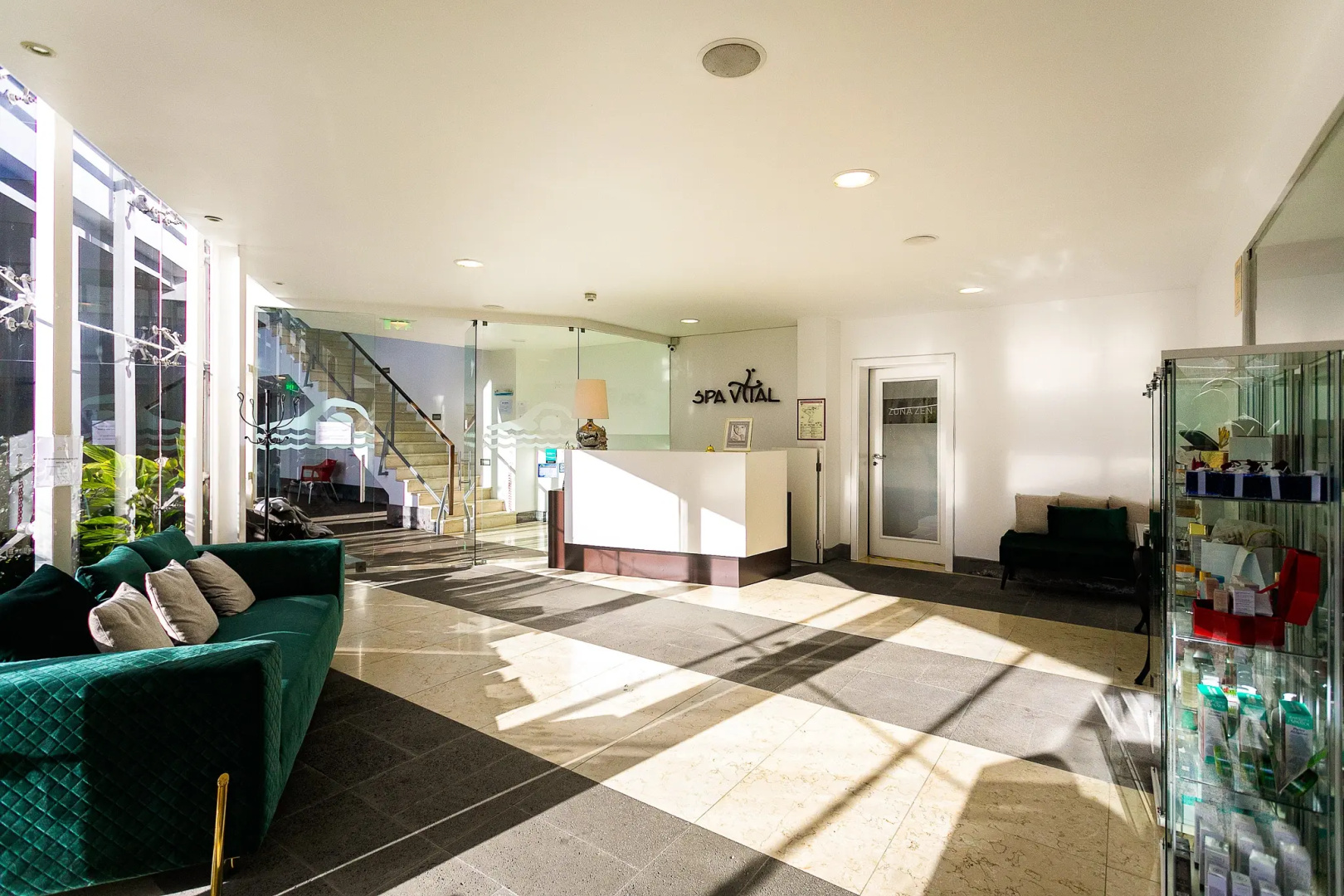 Photo - Antillia Hotel