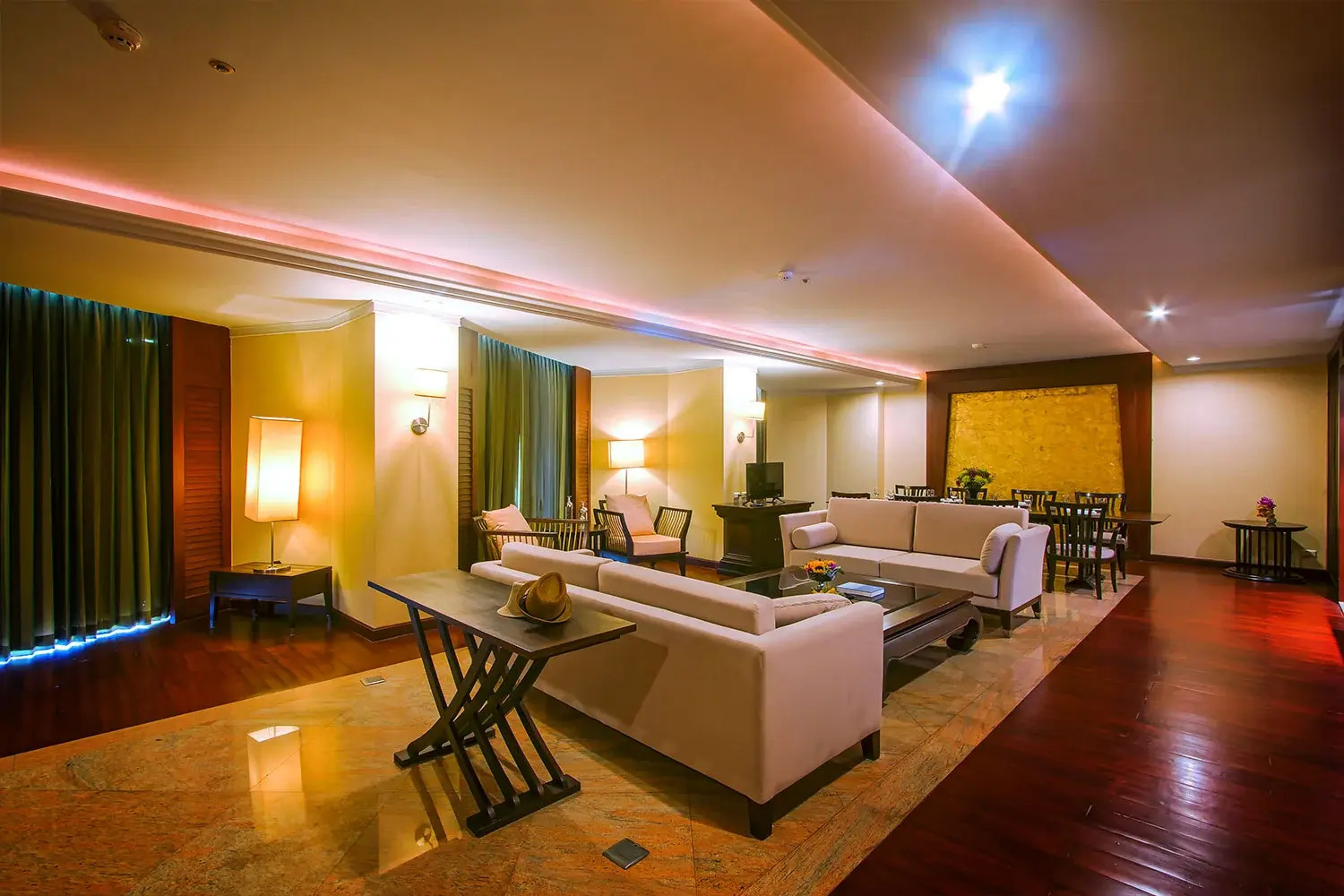 Photo - Long Beach Garden Hotel & Pavilions