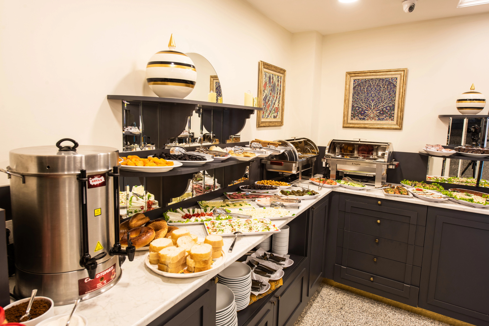 Photo - Royal Bosphorus Hotel