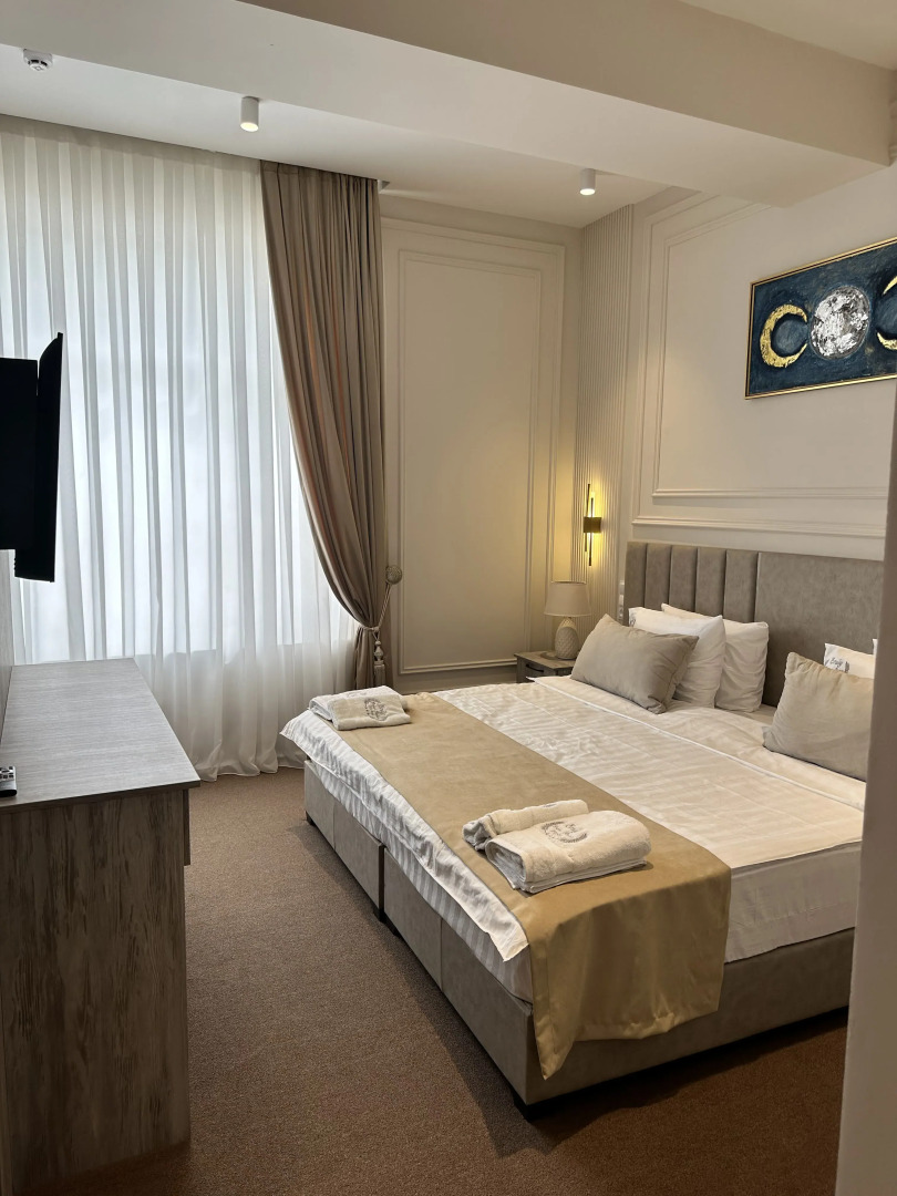 Photo - Emily Grand Palace