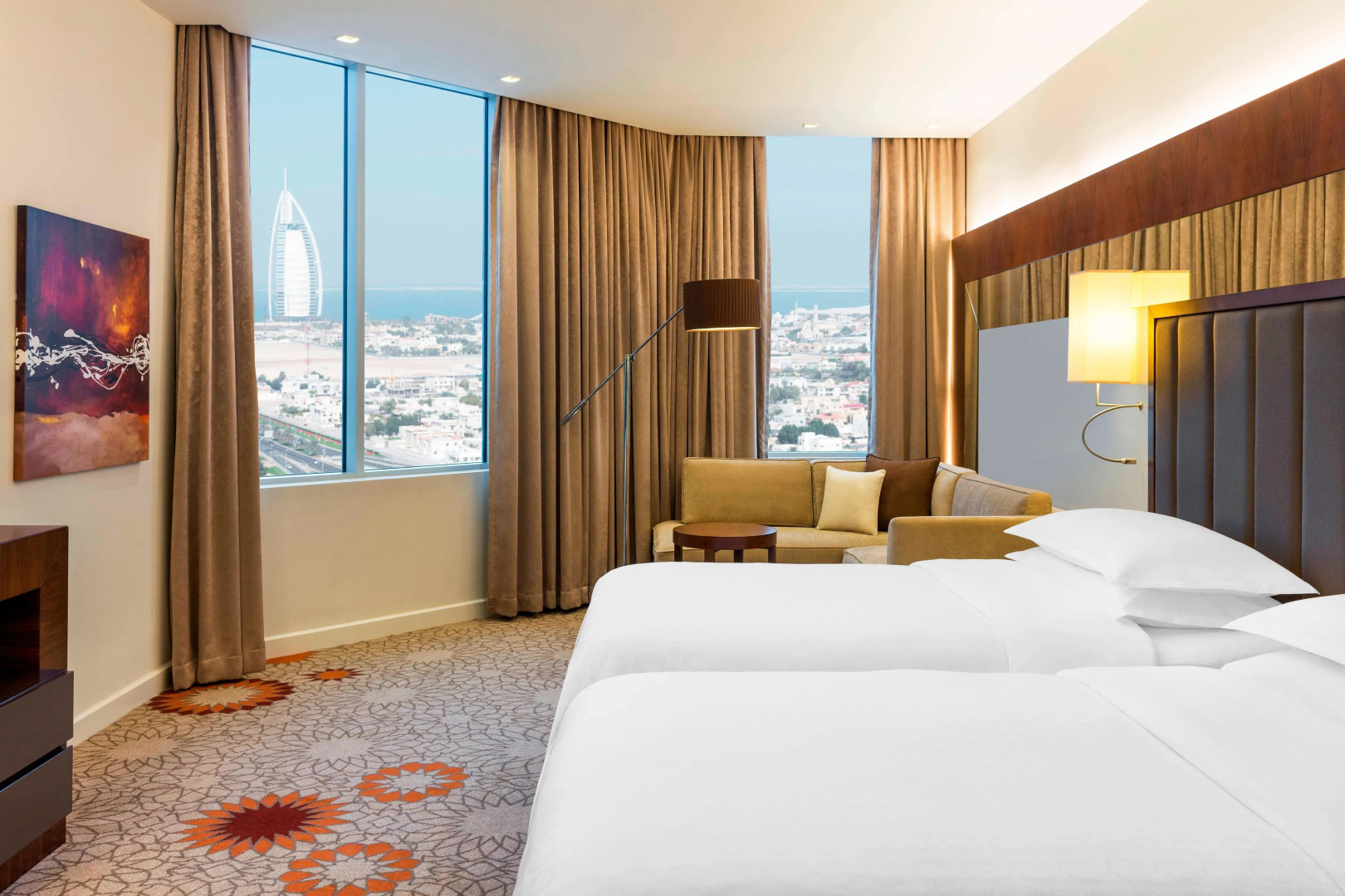 Photo - Sheraton Mall of the Emirates Hotel, Dubai