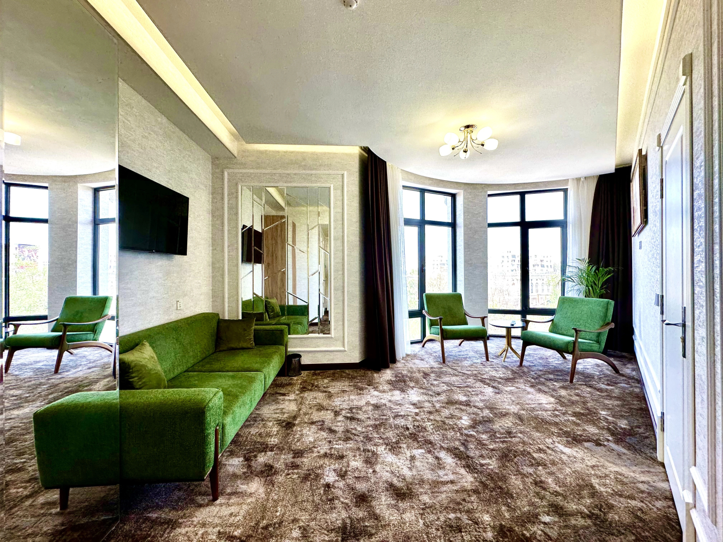 Photo - Garnet Hotel Tashkent