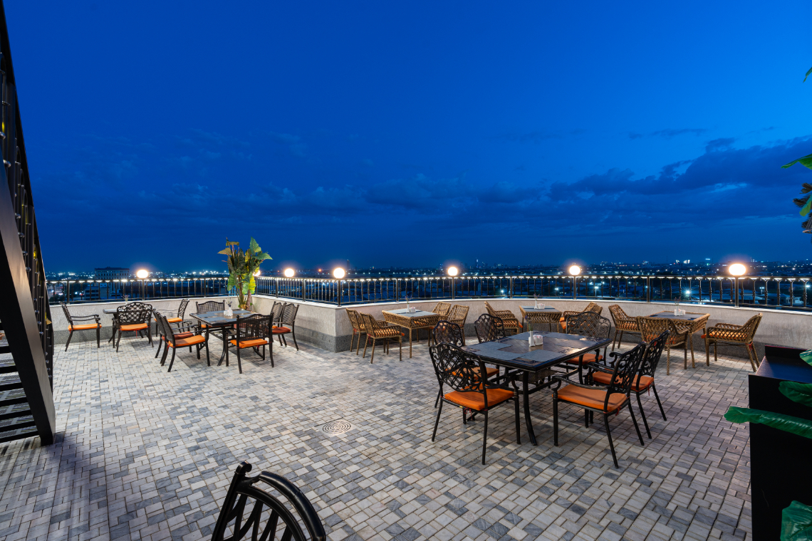 Photo - Shamsan Airport Hotel