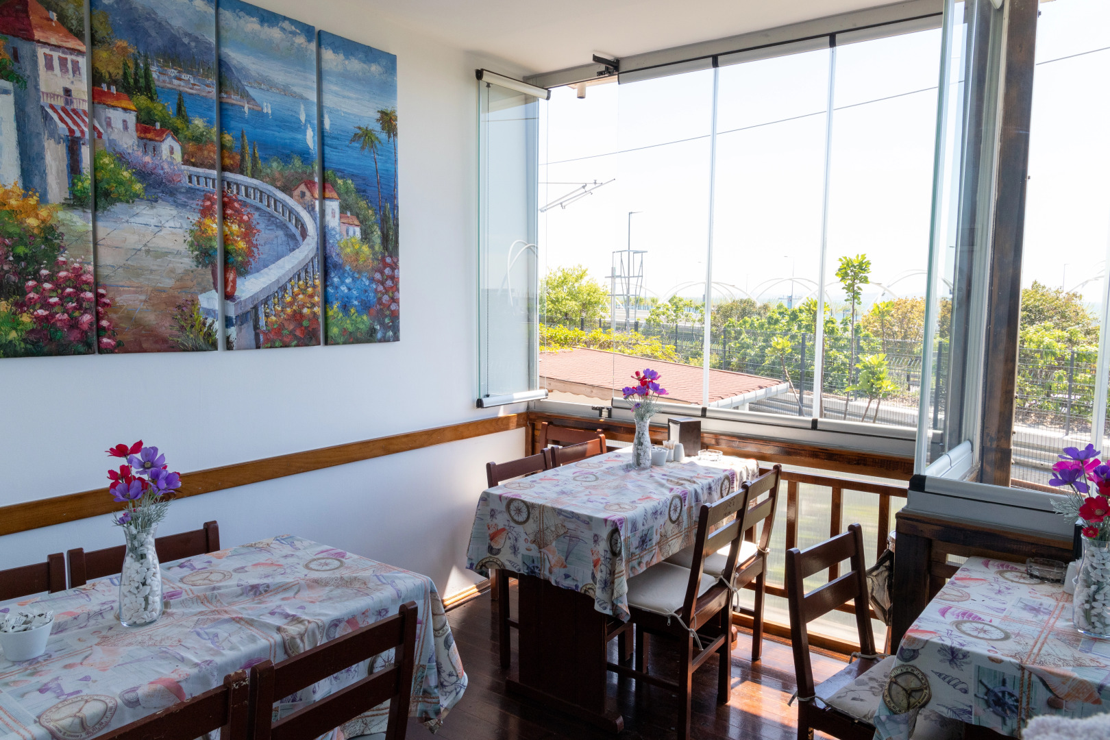 Photo - Galley Hotel