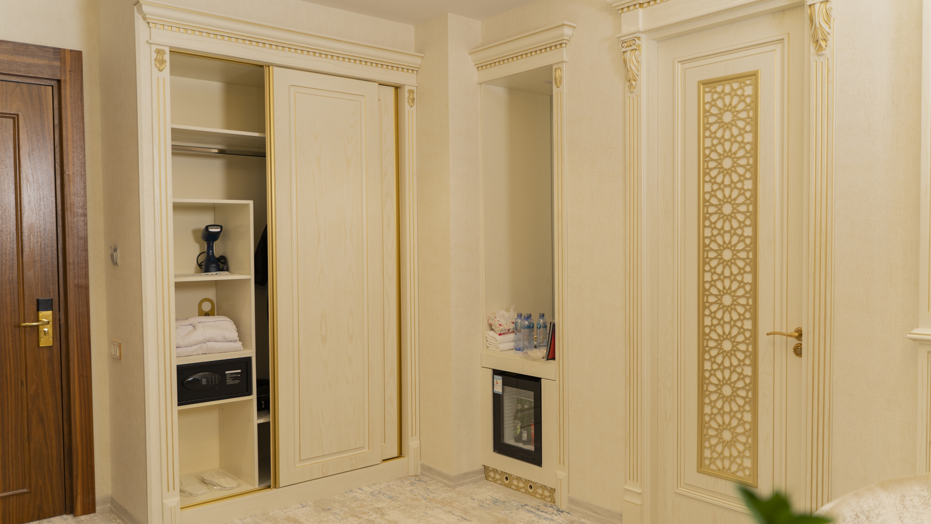 Photo - Dilimah Premium Luxury Hotel