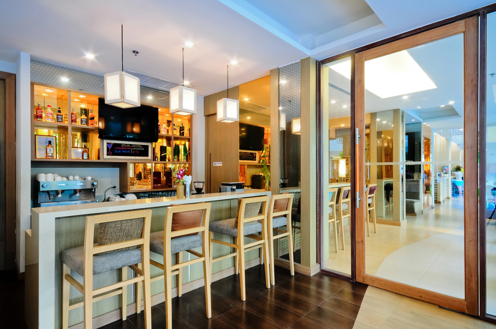 Photo - ASHLEE Plaza Patong Hotel & Spa