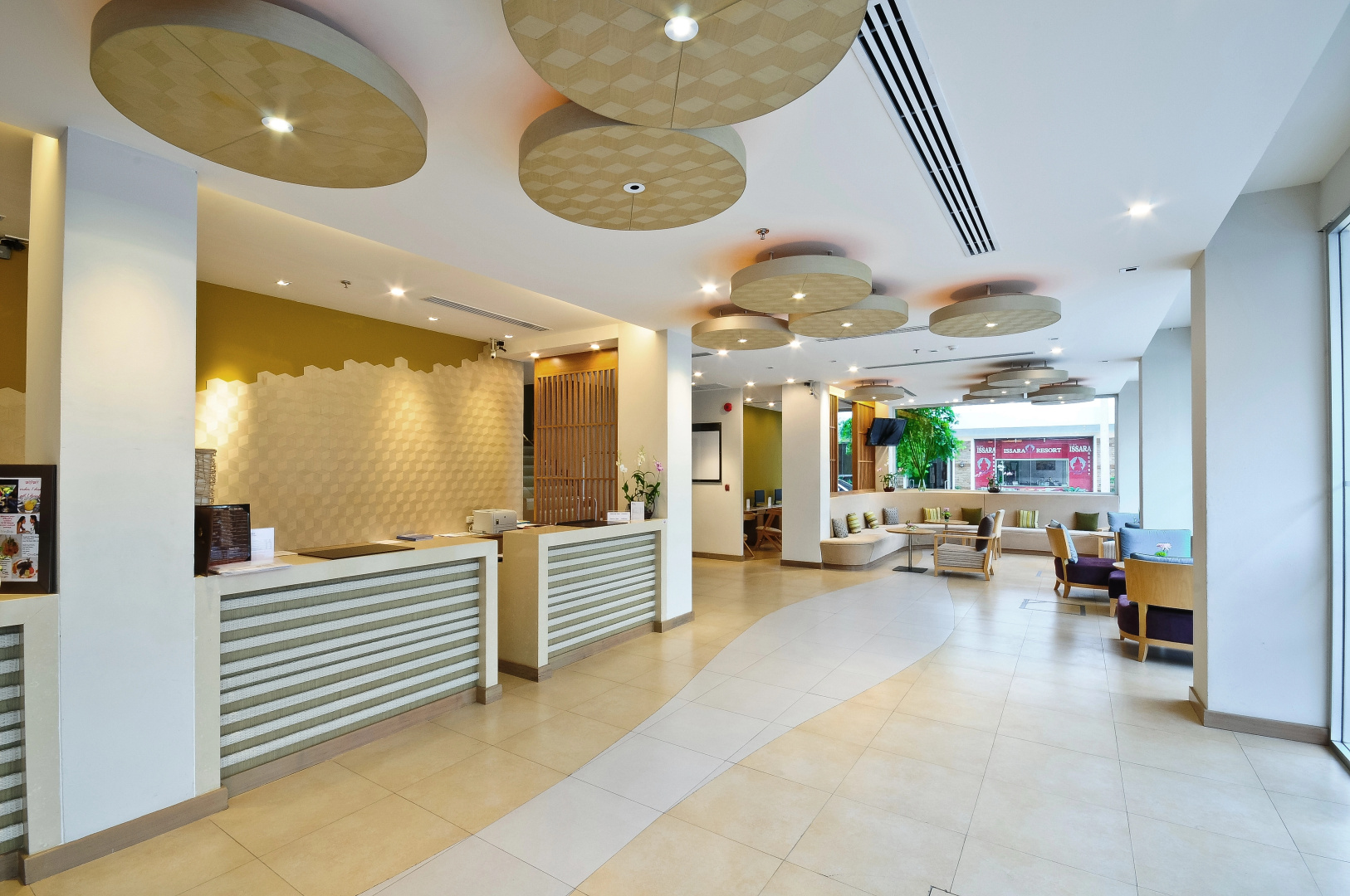 Photo - ASHLEE Plaza Patong Hotel & Spa