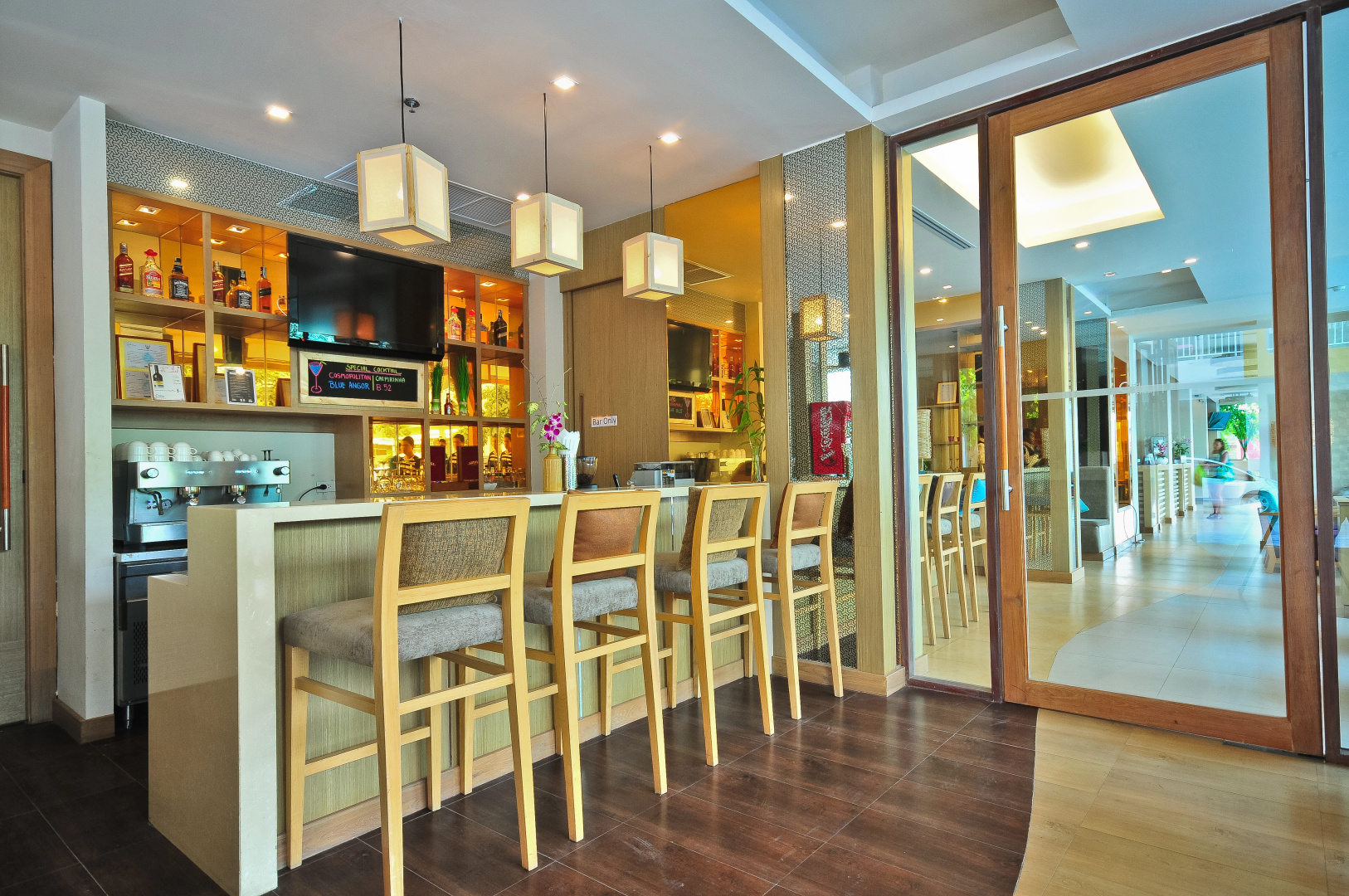 Photo - ASHLEE Plaza Patong Hotel & Spa