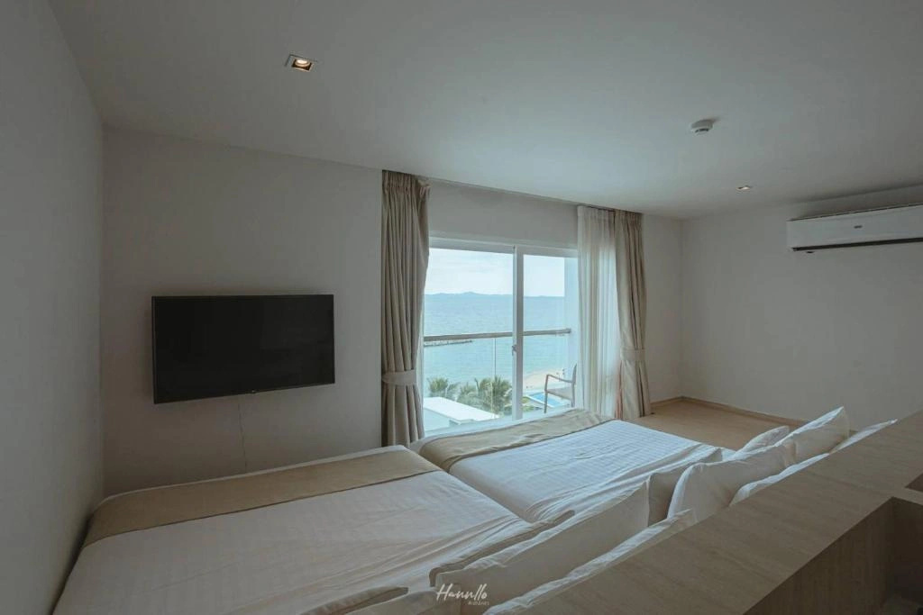 Photo - Worita Cove Hotel