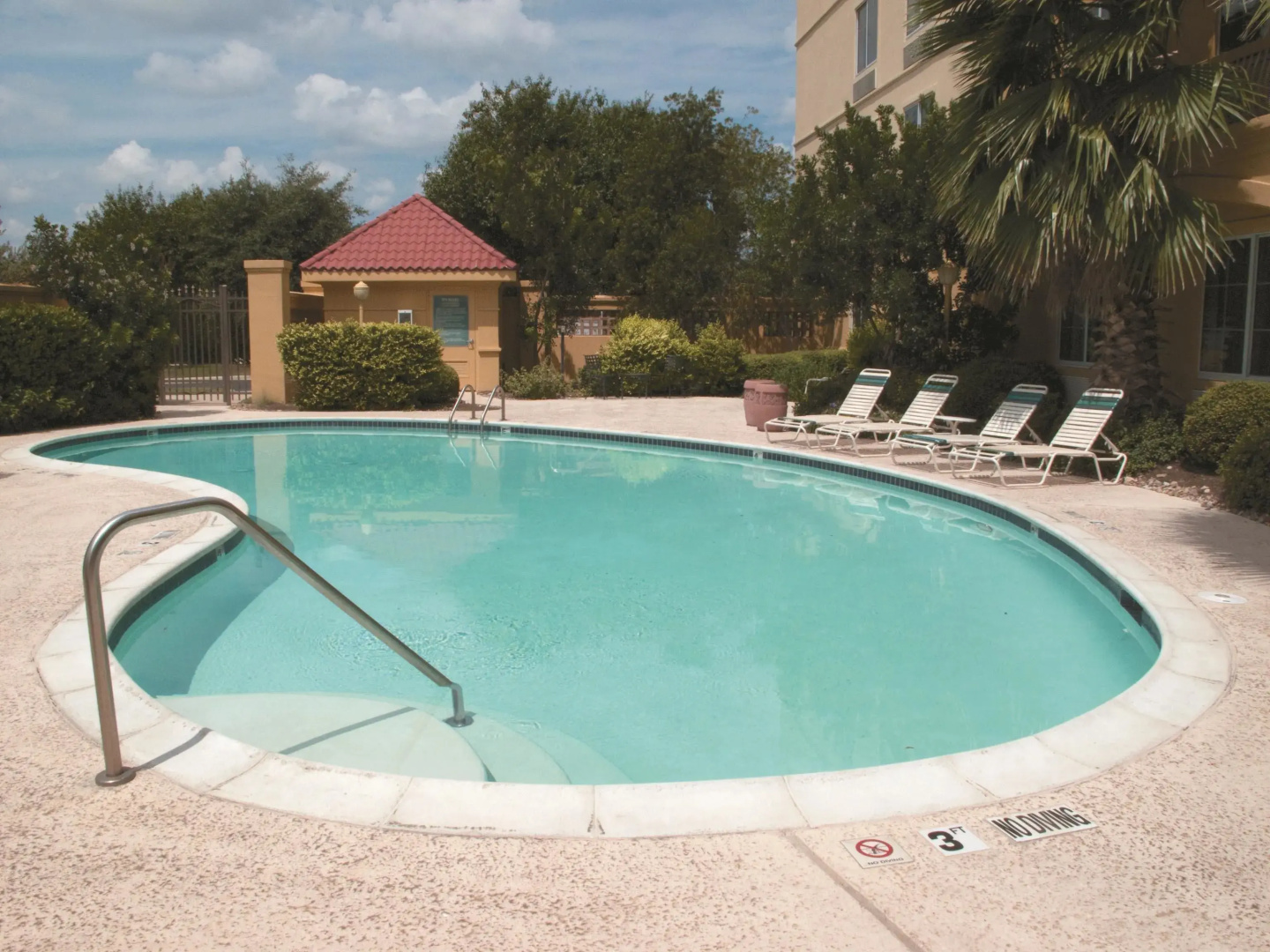 Photo - La Quinta Inn & Suites by Wyndham Austin Southwest