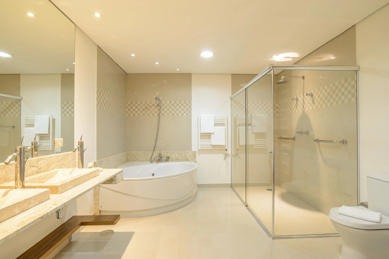 Foto - Hotel Le Renard - Campos do Jordao