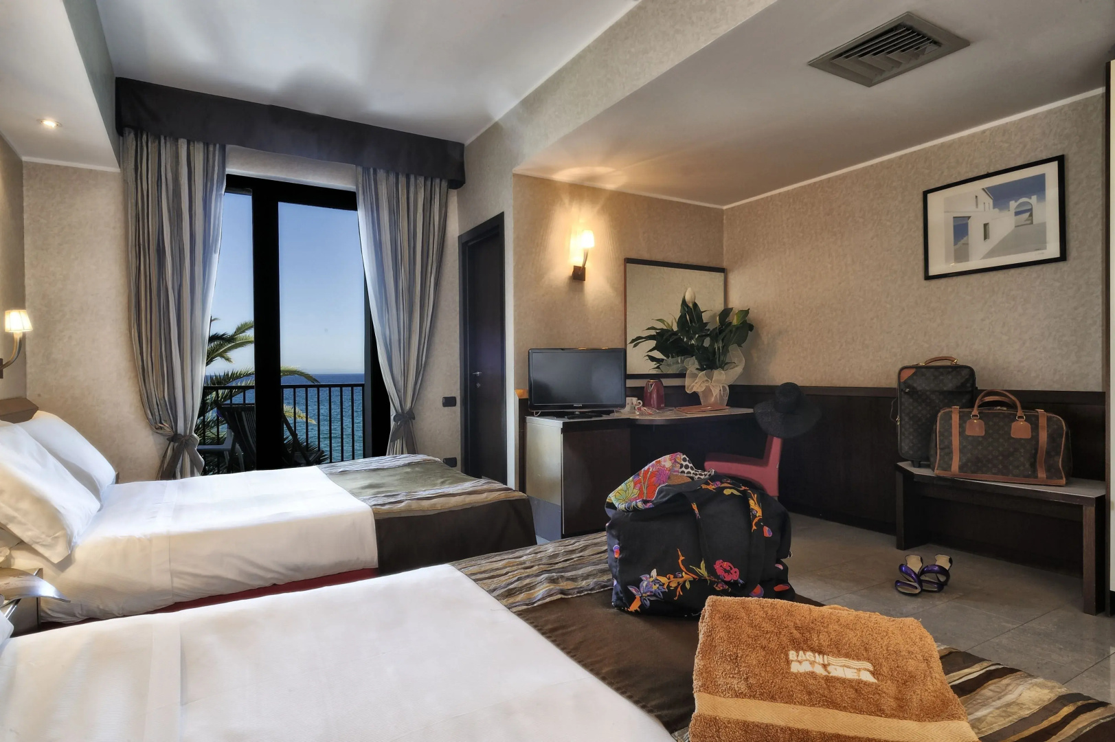Photo - Mare Hotel