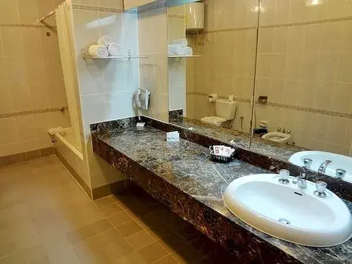 Foto - Grand Astoria Hotel