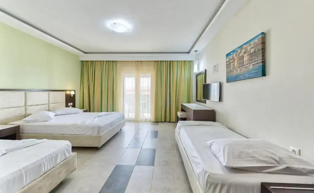 Photo - Majestic Hotel & Spa