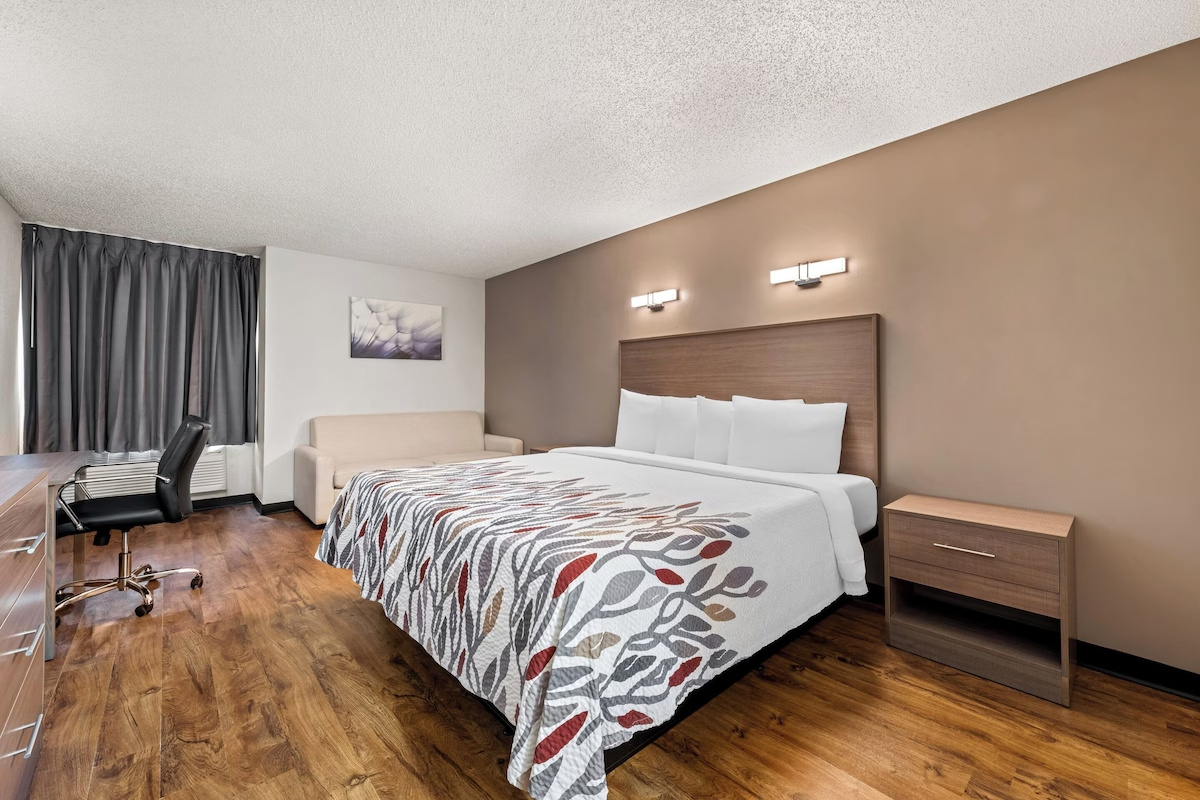 Photo - Red Roof Inn Charlotte - University