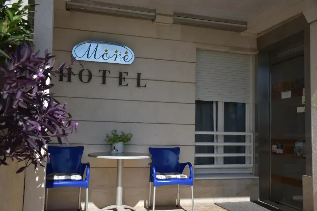 Photo - Hotel More