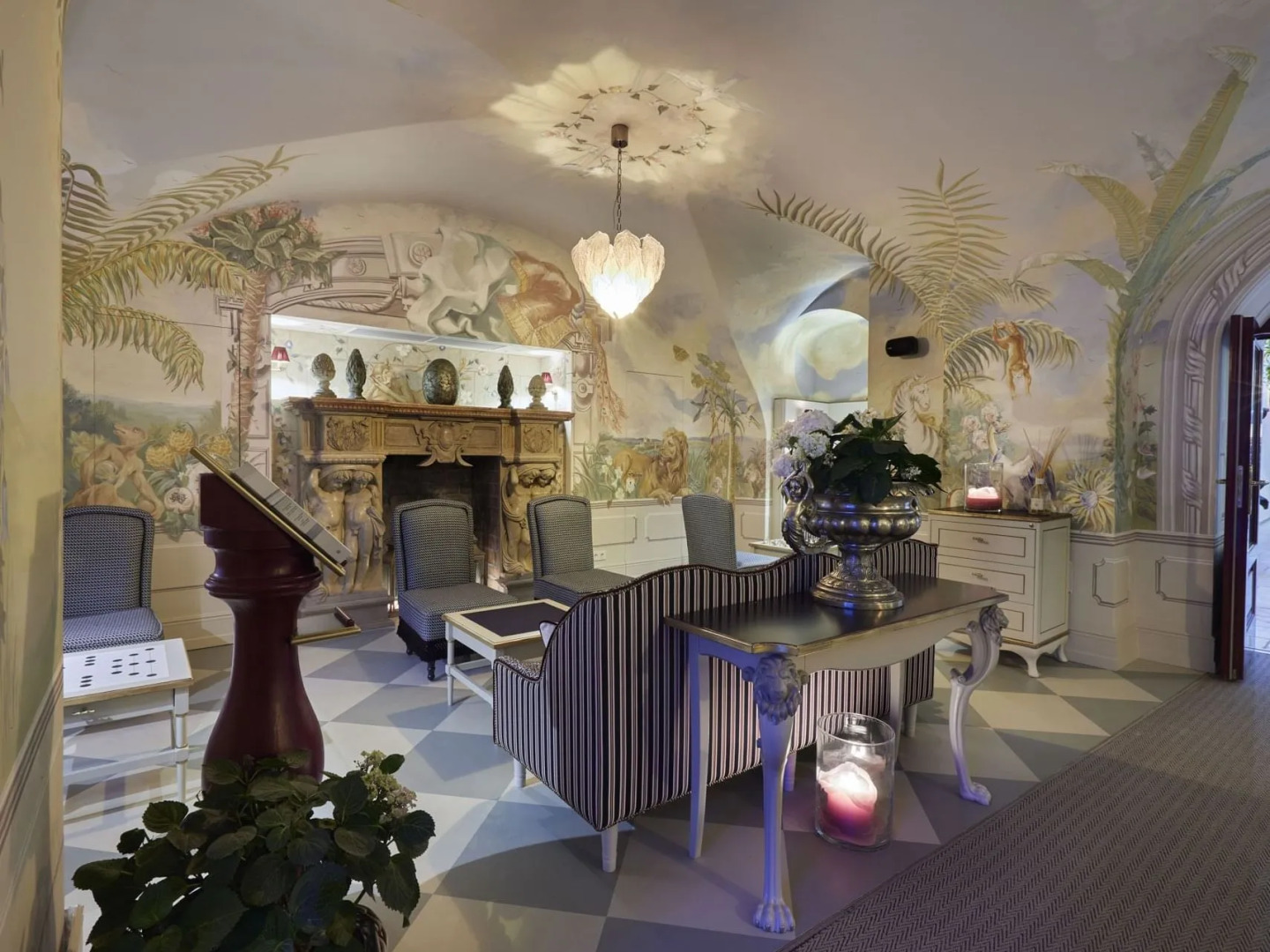 Photo - The Leo Grand