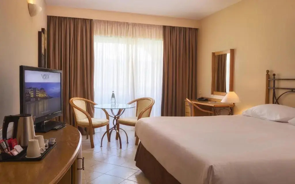 Photo - Verdi St George's Bay Marina