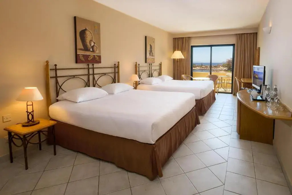 Photo - Verdi St George's Bay Marina