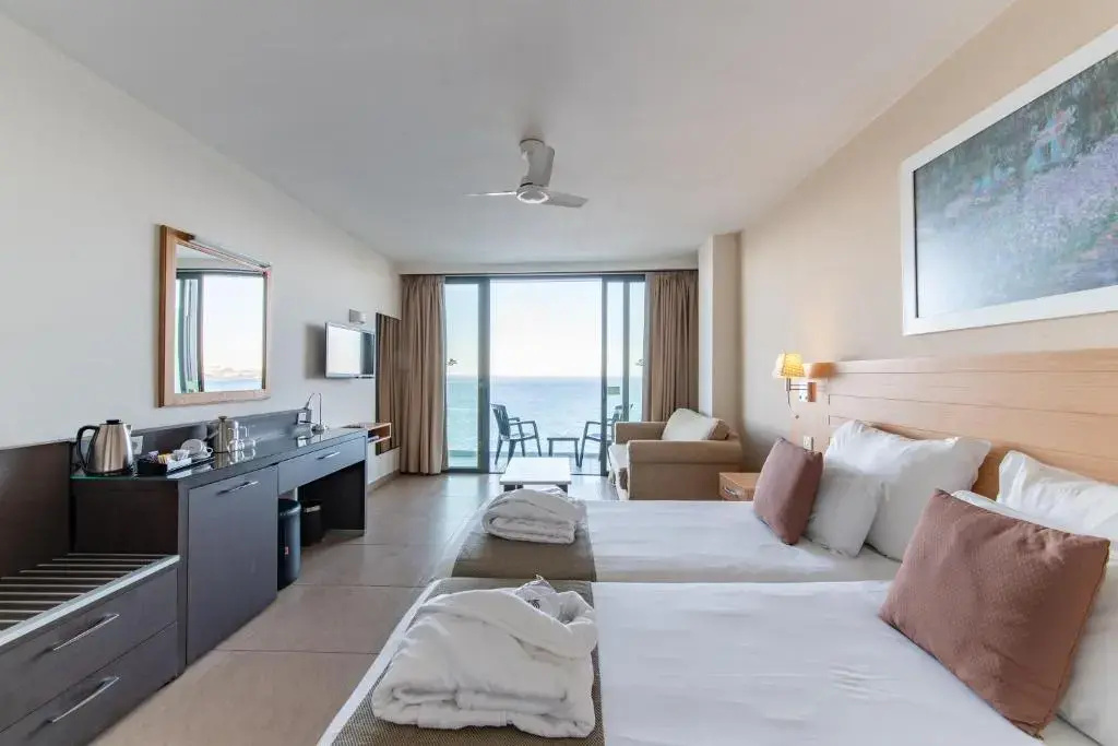Photo - The Preluna Hotel