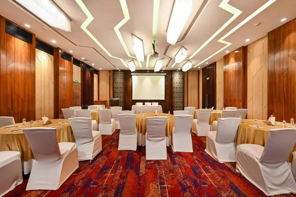 Photo - Fariyas Hotel Mumbai , Colaba