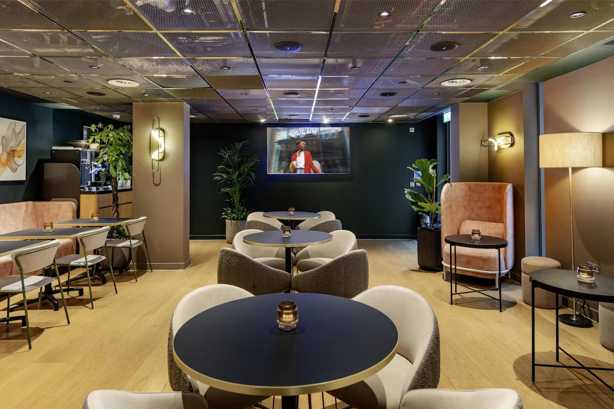 Photo - Yotel London City