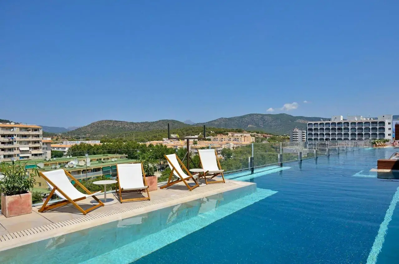 Photo - INNSiDE by Meliá Calviá Beach