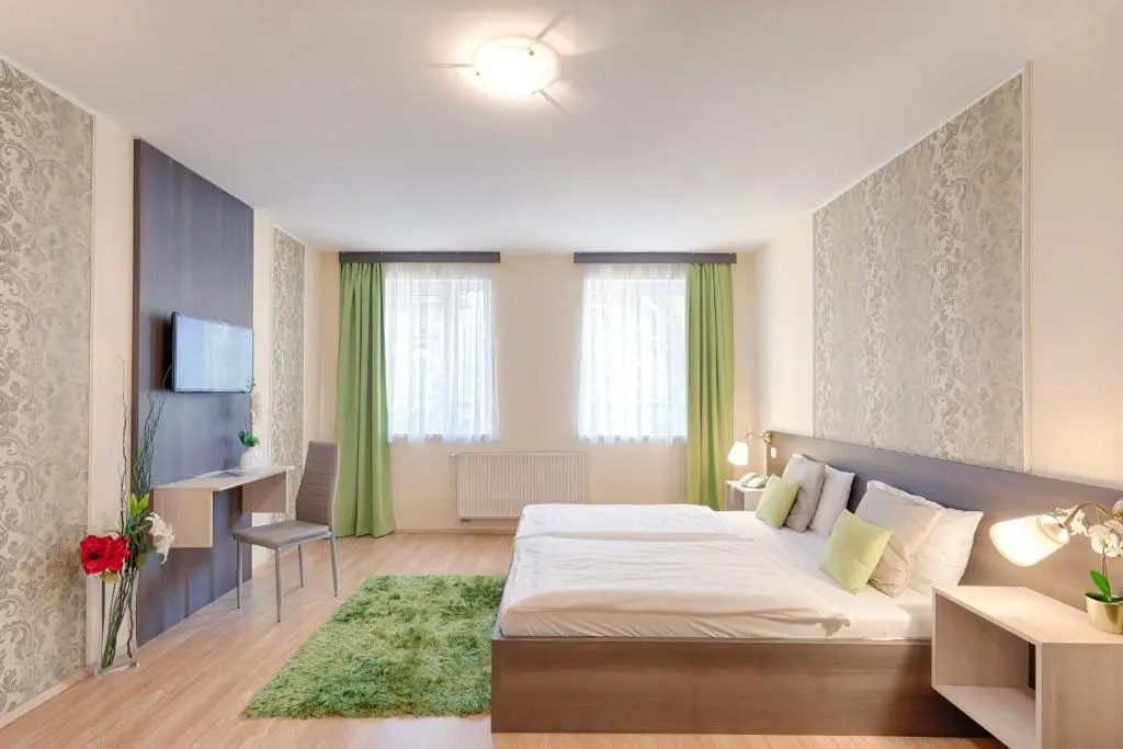 Photo - Triple M Hotel