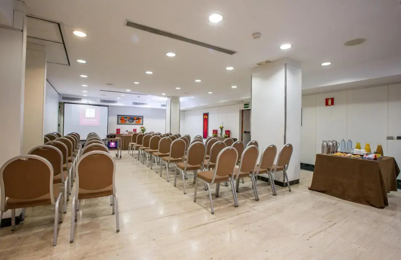 Photo - Leonardo Hotel Madrid City Center