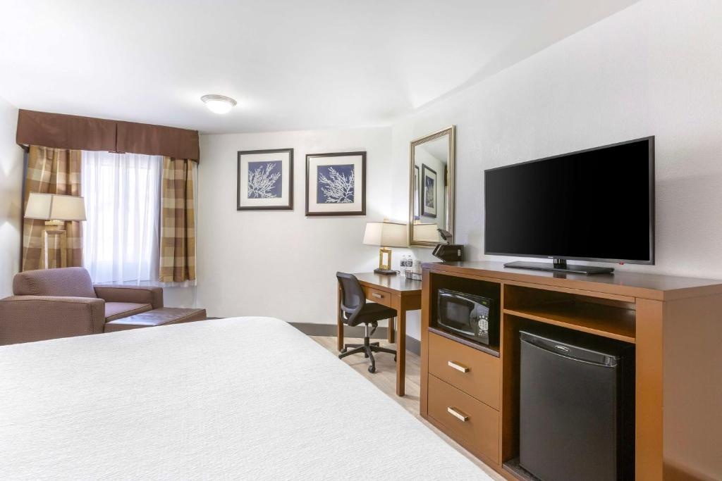 Photo - Best Western Plus El Paso Airport Hotel & Conference Center