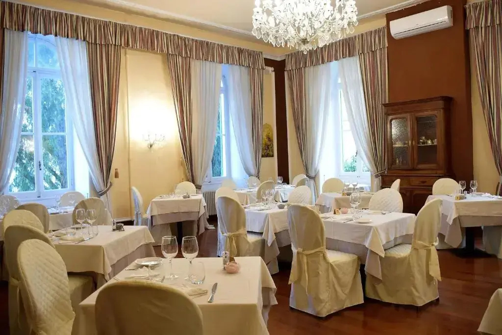 Photo - Grand Hotel & Des Anglais Hotel