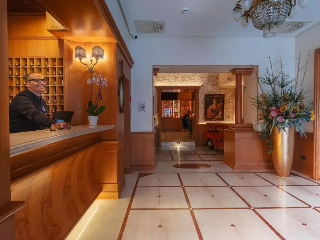 Photo - Grand Hotel Europa & Restaurant
