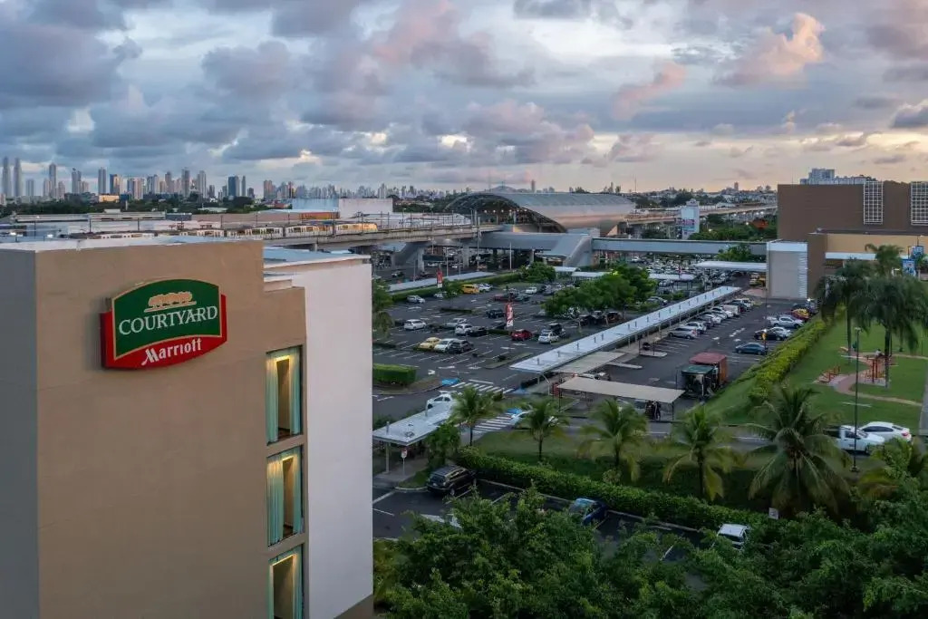 Photo - Courtyard by Marriott Panama Metromall