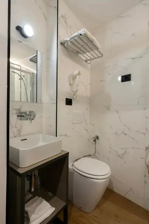 Photo - London Hotel