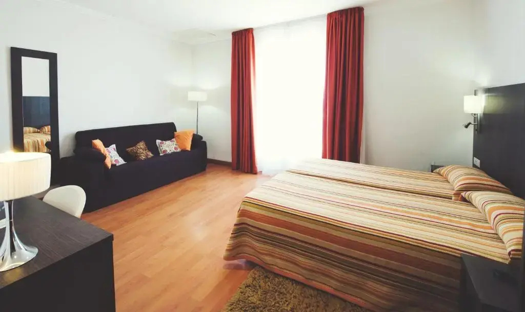 Foto - Hotel Miramar Badalona