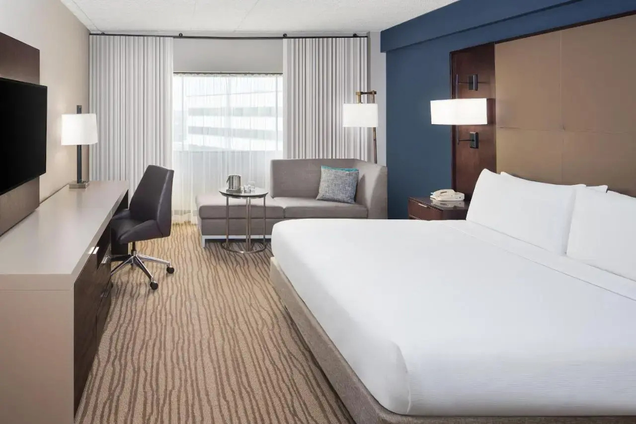 Foto - DoubleTree by Hilton Hotel Newark Airport