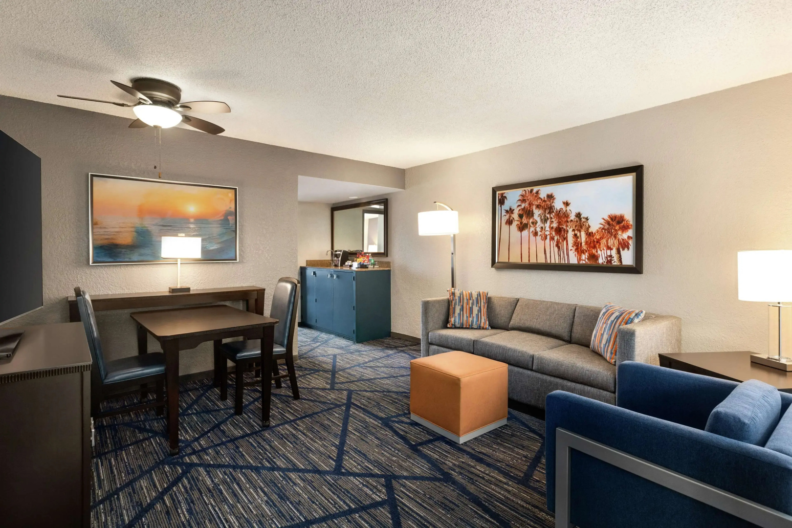 Photo - Embassy Suites by Hilton Miami International Airport