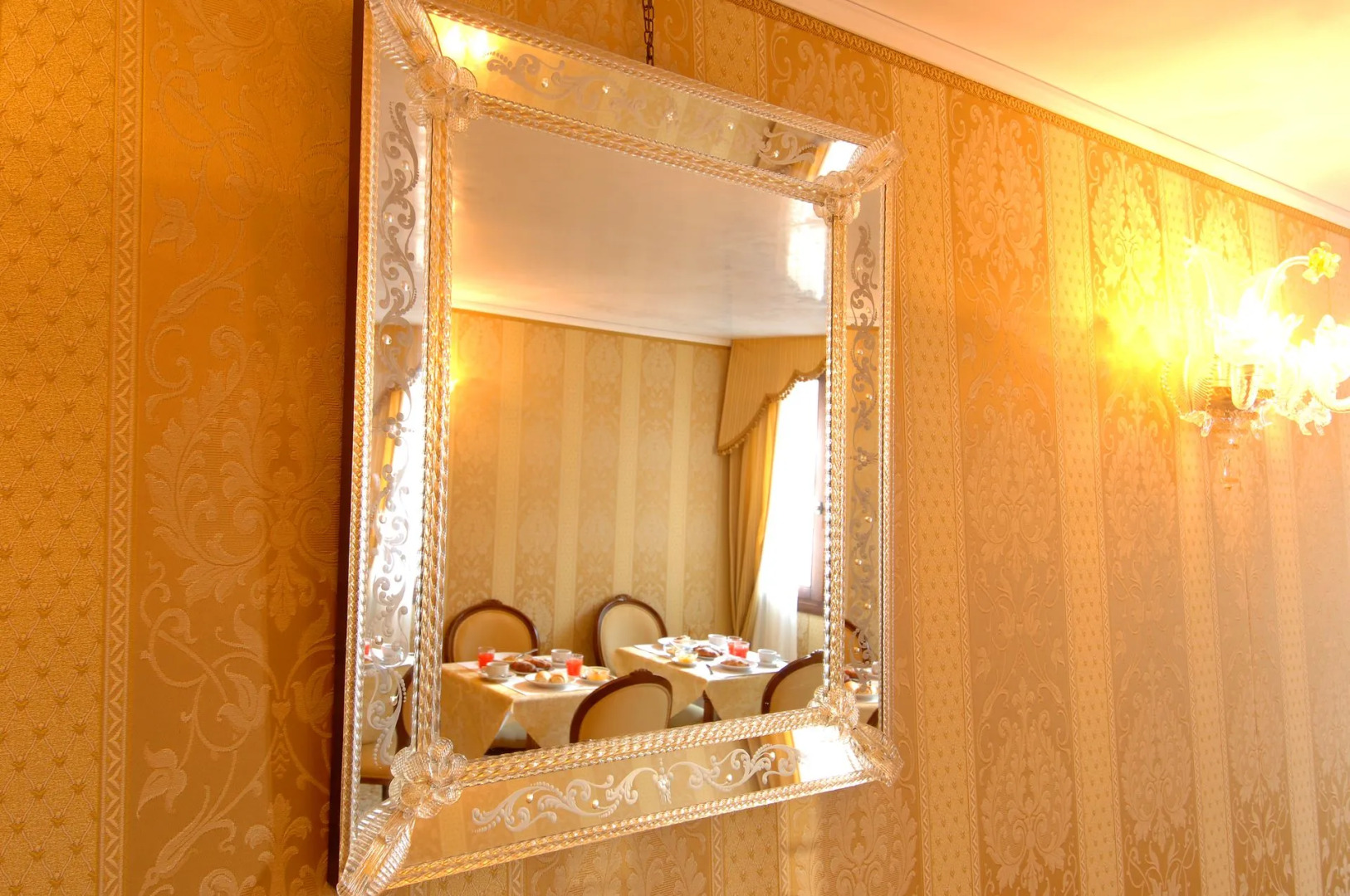 Photo - Hotel Canal & Walter