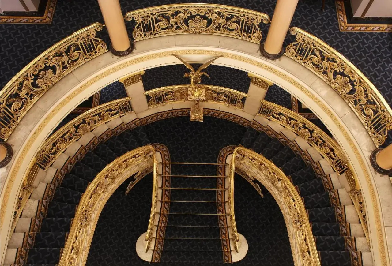 Photo - El Avenida Palace