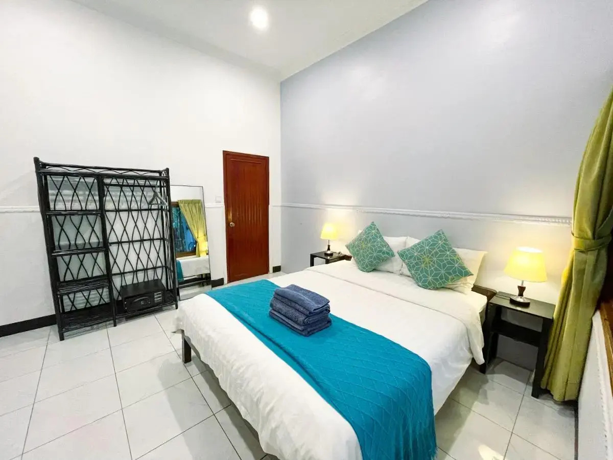 Foto - Birdcage Boutique