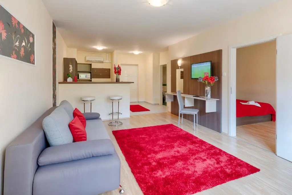 Photo - Triple M Hotel