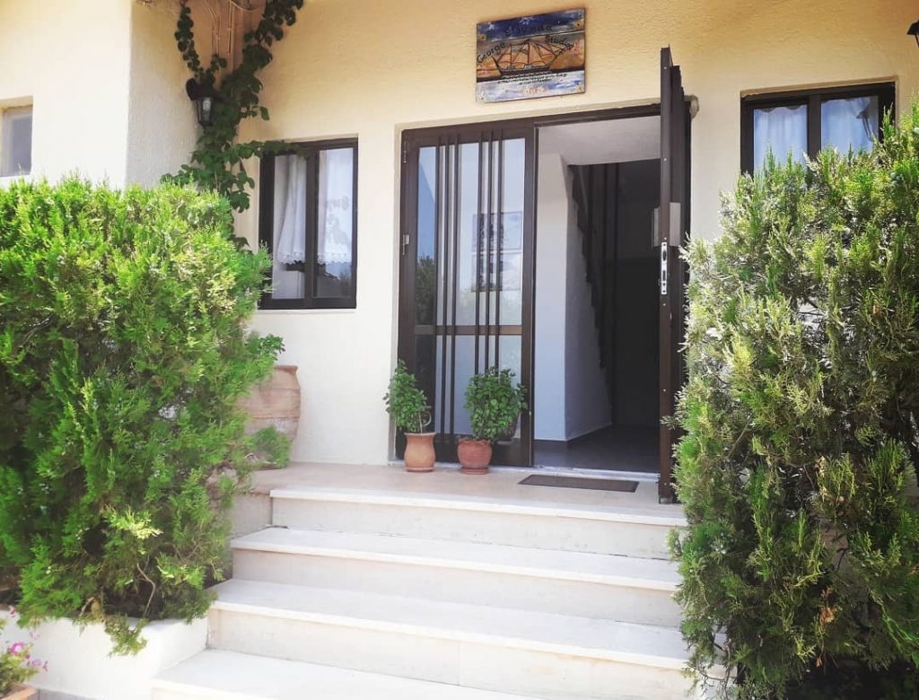 Elounda George Studios