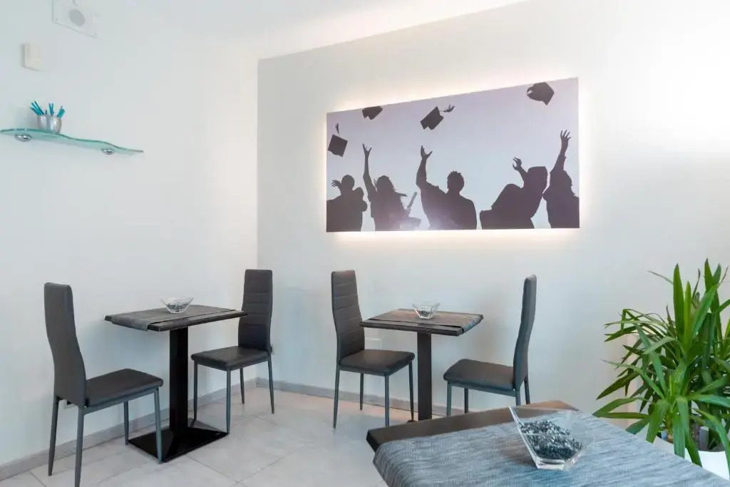 Photo - Hotel University